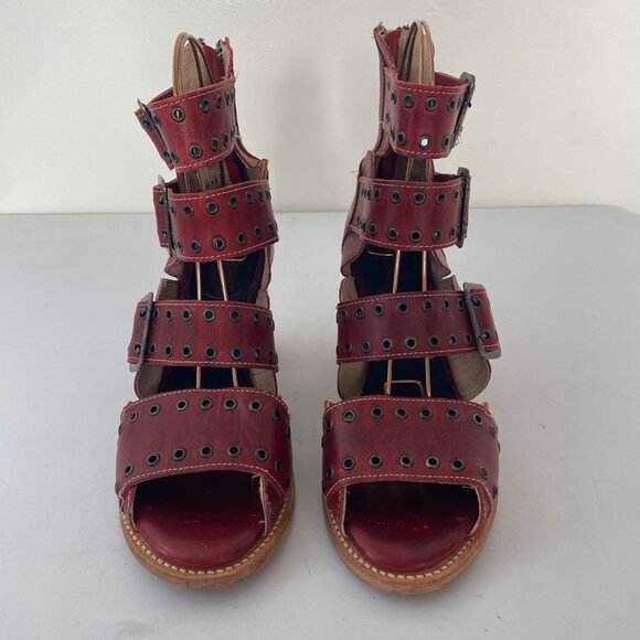 Freebird Blake Shoes Sandals w Heel Buckles Red - Picture 2 of 10
